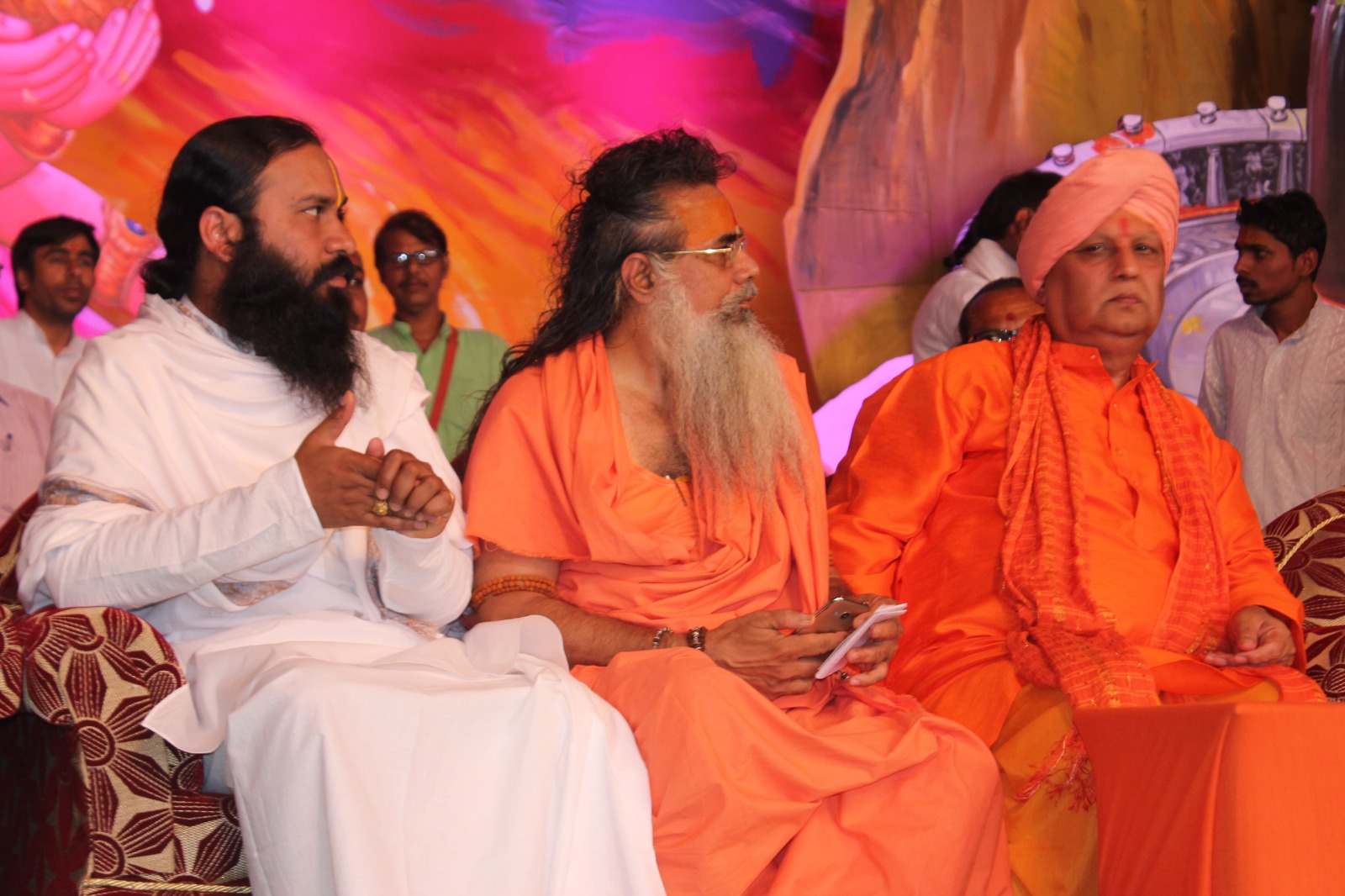 Mahamandaleshwar Sant Shri Subhash Bapu Ji Maharaj and Guru Maa Mithlesh Ji